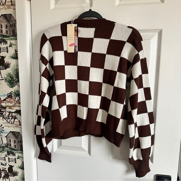 Checkered Cardigan - Picture 2 of 2